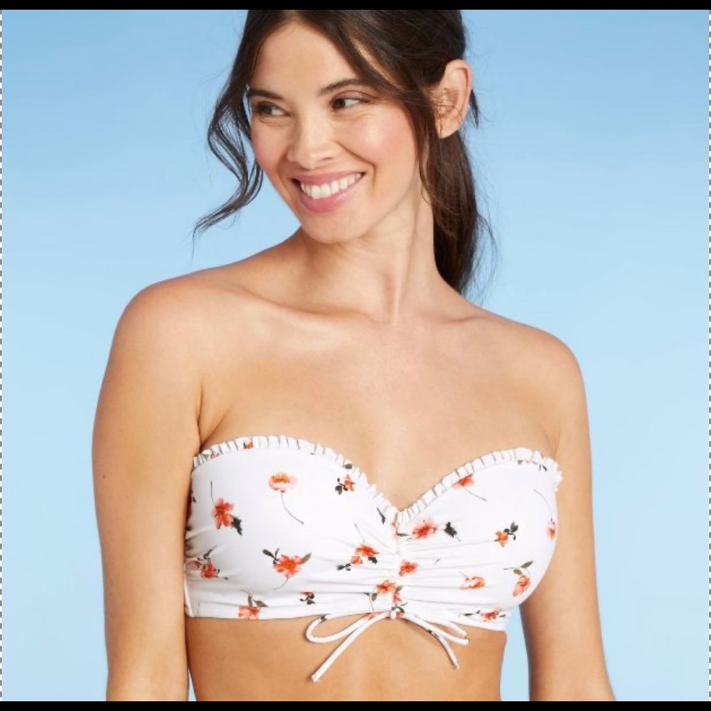 NWT Target Shade & shore white floral bathing suit bikini top, size 32b